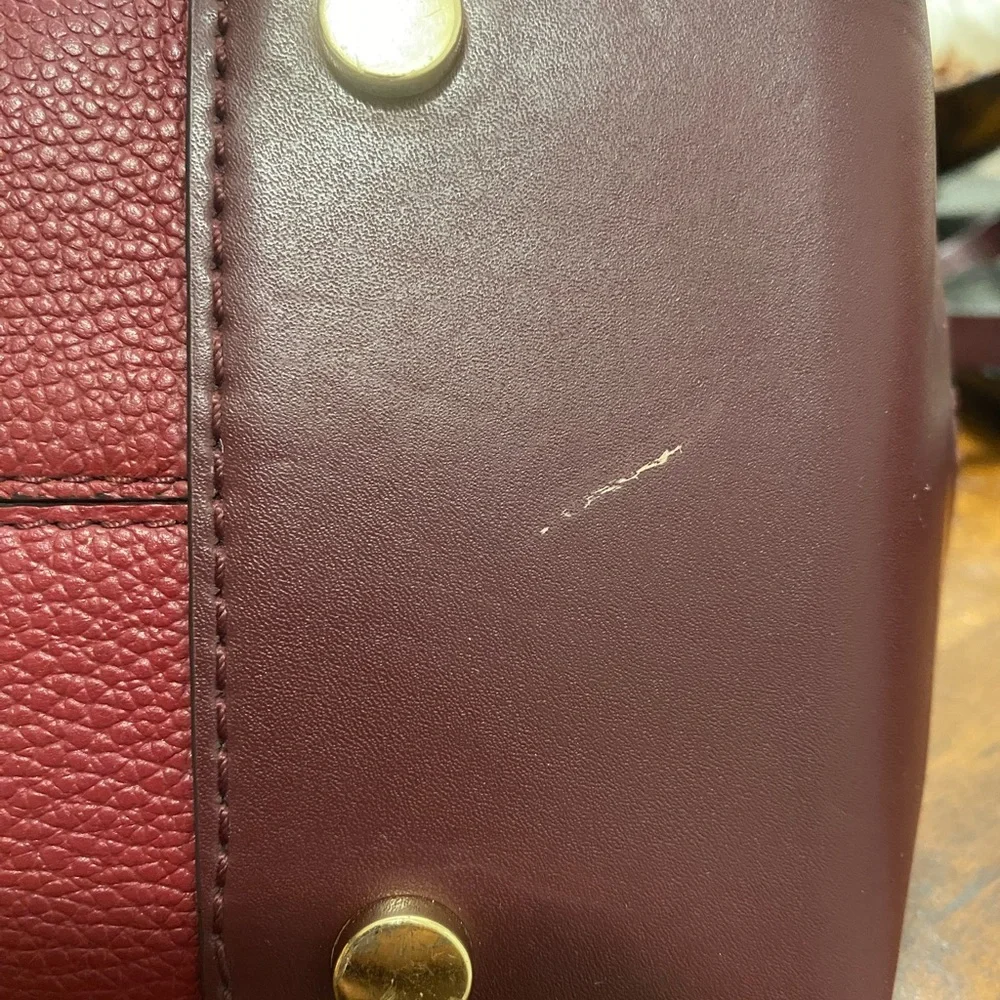 Michael Kors Mercer Gallery Satchel • Large • Reinforced Corners • Center Zip • - Picture 12 of 15